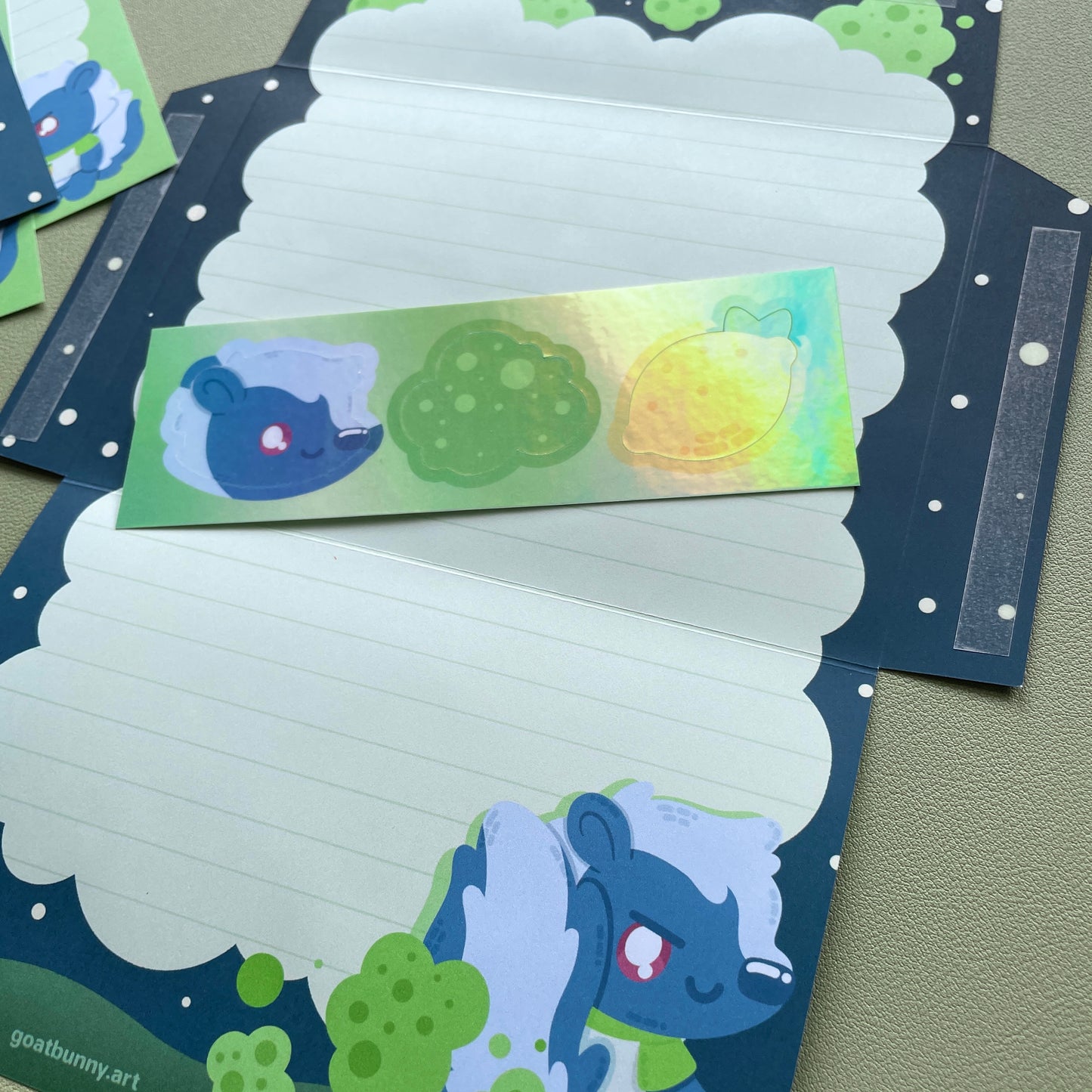 Stinkbomb the Skunk letter set